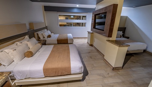 Habitación triple Confort, varias camas