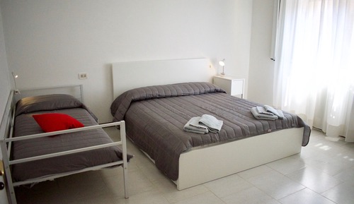 Apartamento familiar, 2 habitaciones, planta baja