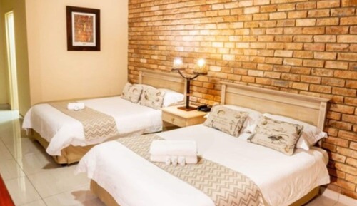 Habitación con 1 cama doble o 2 individuales, vistas al campo de golf