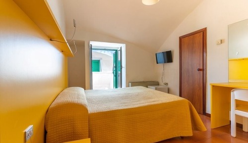 Habitación estándar doble, 1 cama de matrimonio (1 PAX)