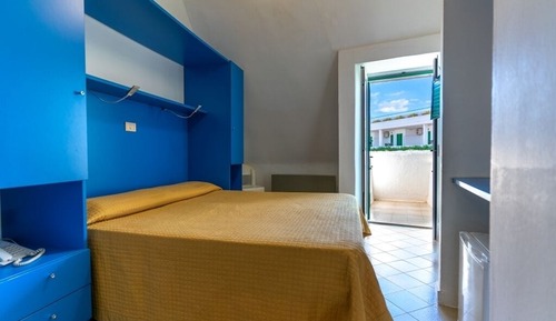 Habitación básica doble de uso individual, 1 cama de matrimonio