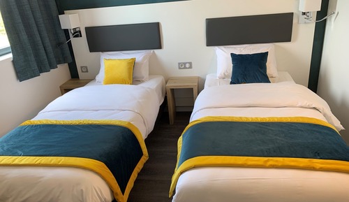 Habitación estándar con 2 camas individuales