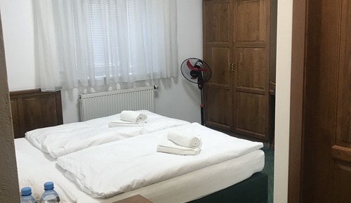 Habitación con 1 cama doble o 2 individuales