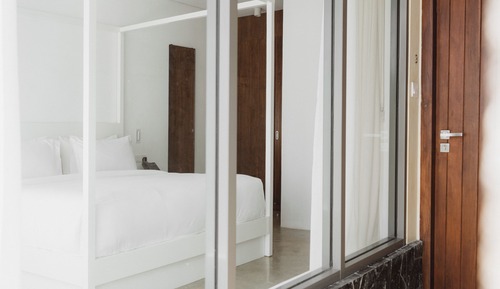 Habitación Confort, 1 cama de matrimonio grande, vistas al jardín