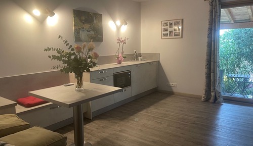Habitación Confort doble, 1 cama de matrimonio, vistas a la piscina, planta baja