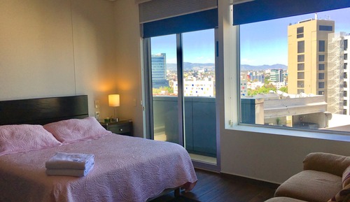 Habitación Confort con 1 cama doble o 2 individuales, vistas a la ciudad