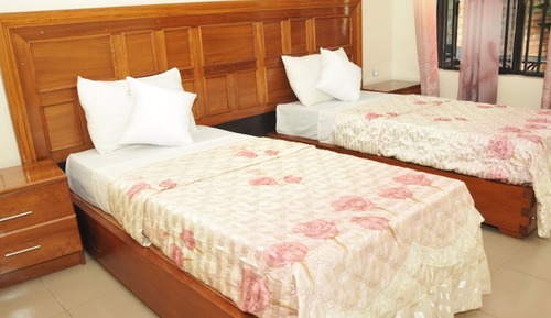 Habitación con 2 camas individuales