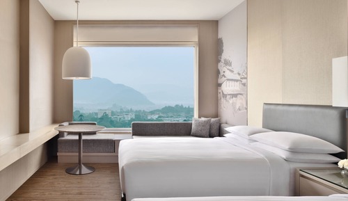 Habitación Premier con 2 camas individuales, 1 cama doble