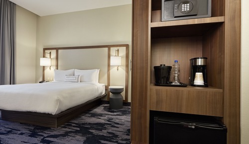 Habitación, 1 cama de matrimonio grande con sofá cama, vistas a la ciudad