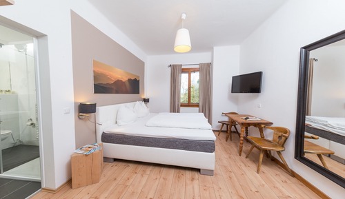 Habitación Confort doble, 1 cama de matrimonio grande