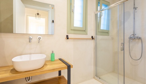 Villa, 4 habitaciones, piscina privada (Athina)