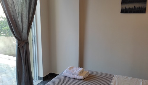 Habitación económica, 1 cama de matrimonio, vistas al patio