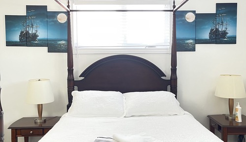 Estudio clásico, 1 cama de matrimonio con sofá cama