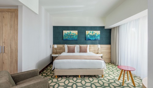 Habitación familiar, balcón