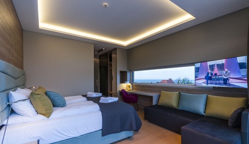 Habitación Premium, 1 cama de matrimonio grande con sofá cama (sea view, garden access - 1)