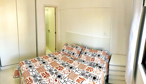APT 204