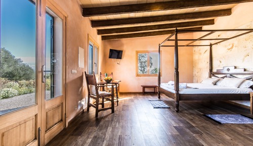 Estudio superior, terraza (Ibiza)