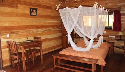 Bungalow clásico, 1 cama doble, vistas al complejo turístico