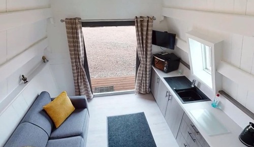 Tienda, baño privado (The TeePee)
