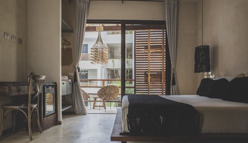 Habitación familiar doble, 1 cama de matrimonio grande, vistas a la piscina