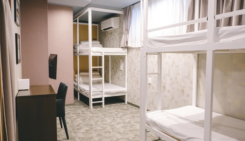 Habitación, varias camas (Bunkbed Room)