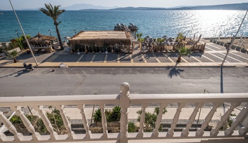 Suite panorámica, 1 cama de matrimonio grande, vistas al mar, frente a la playa