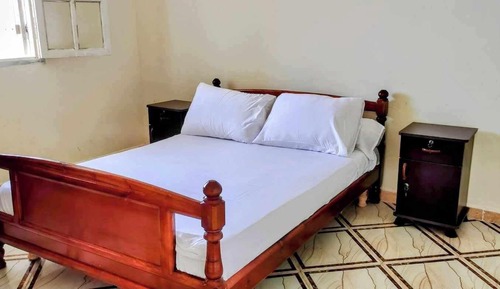 Apartamento básico, 2 habitaciones, no fumadores, vistas al mar