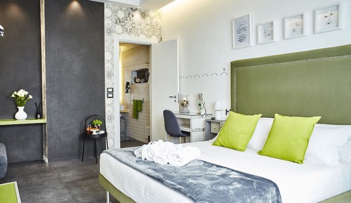 Habitación Deluxe, 1 cama de matrimonio con sofá cama