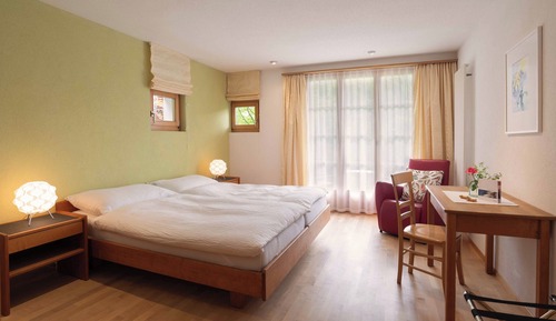 Habitación con 2 camas individuales