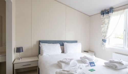 Indulgent 4 Berth Lodge