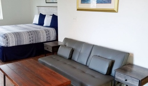 Habitación familiar, varias camas (1 King Bed and 1 Queen Bed)