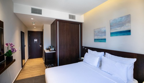 Habitación clásica con 1 cama doble o 2 individuales, 1 habitación, baño privado