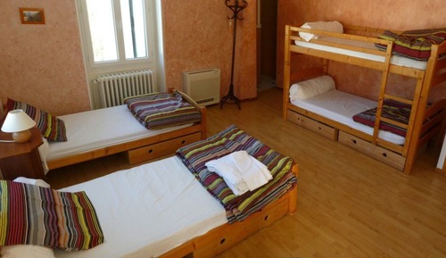 Habitación Grand, varias camas