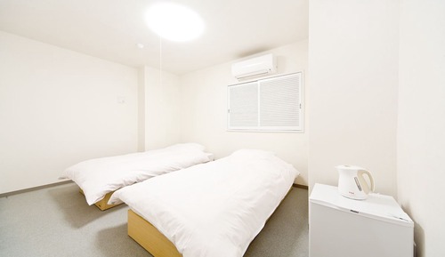 Habitación económica con 2 camas individuales