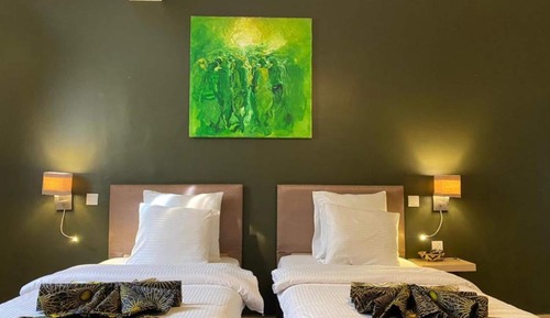 Habitación básica con 2 camas individuales, 2 camas individuales