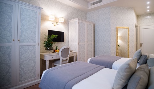 Suite junior, 1 cama de matrimonio grande, vistas a la ciudad