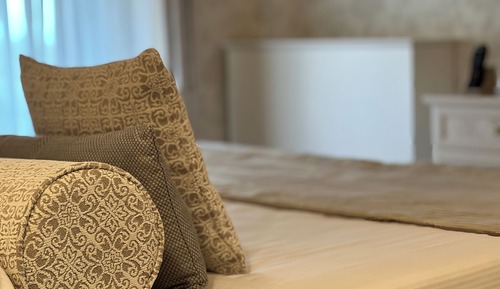 Habitación cuádruple superior, 1 cama de matrimonio grande con sofá cama
