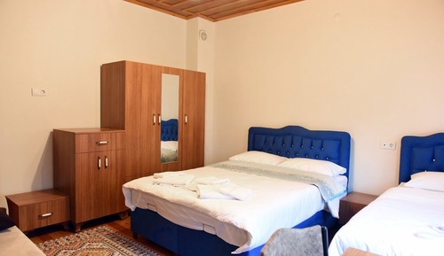 Habitación triple familiar, varias camas, no fumadores