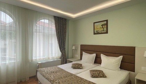 Apartamento básico, 1 habitación, balcón, vistas a la ciudad