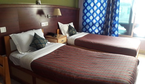Habitación estándar con 2 camas individuales