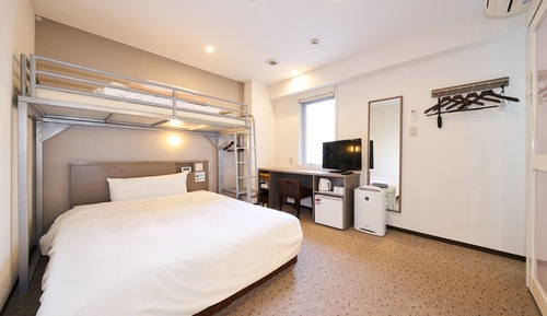 Habitación (with 1 Double Bed and 1 Bunk Bed)