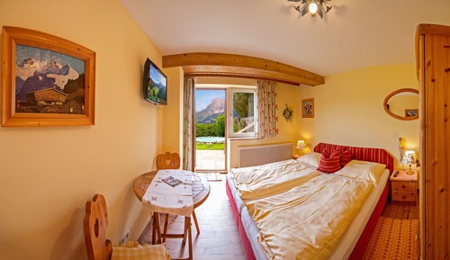 Romantic Apartment, 3 Bedrooms, Kalkstein