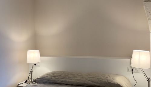 Habitación clásica, 1 cama de matrimonio grande con sofá cama, vistas al patio