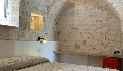 Habitación Confort, 1 cama de matrimonio grande con sofá cama, vistas al patio