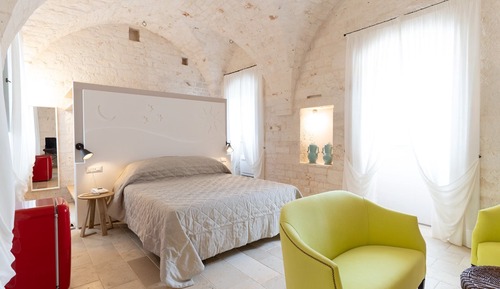 Habitación Deluxe, 1 cama de matrimonio grande, vistas al patio