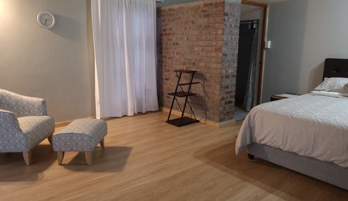 Estudio Deluxe, 1 cama de matrimonio, vistas al patio