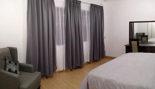 Habitación ejecutiva doble, 1 cama de matrimonio, vistas a la piscina