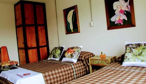 Habitación triple, varias camas (Grano Verde)