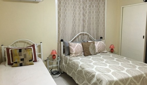 Habitación con 1 cama doble o 2 individuales