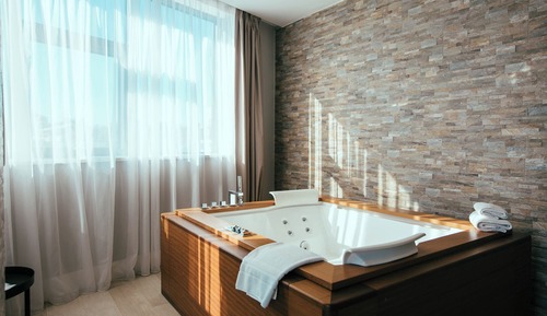 Suite Premium, bañera de hidromasaje, vistas al mar